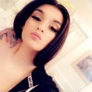 Meet your Posher, Alyssia